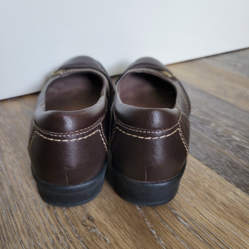 Clark's Brown Leather Flats with Gold Detail - Size 7 Wide - Picture 3 of 7